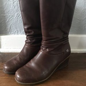 Keen women’s brown wedge boot, size 8.5
